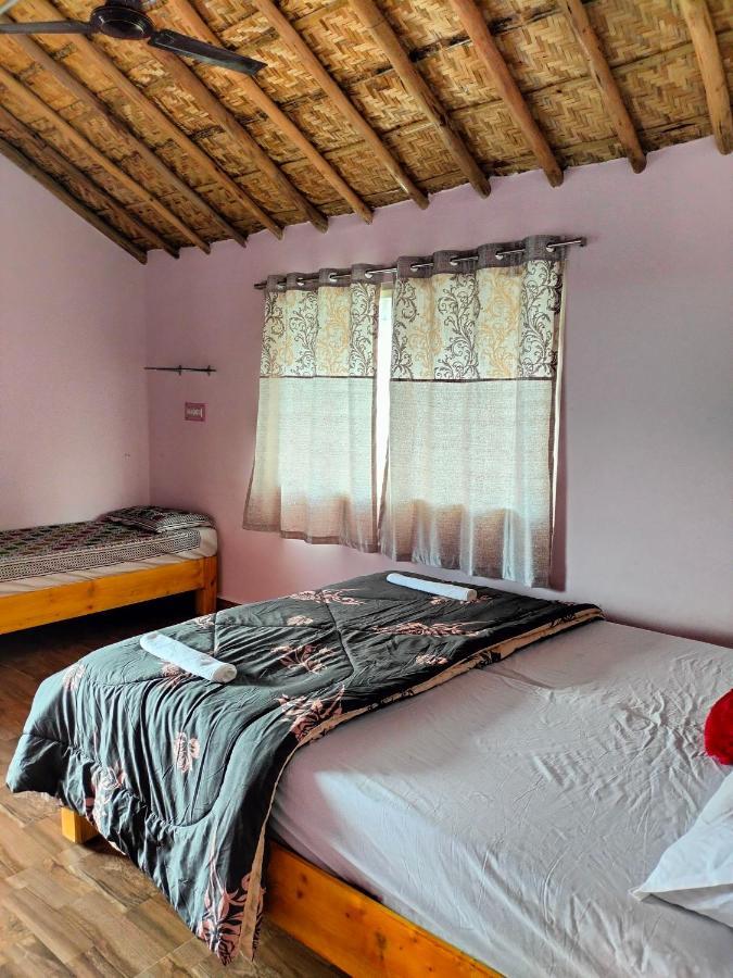 Prajwal Home Stay Hampi Luaran gambar