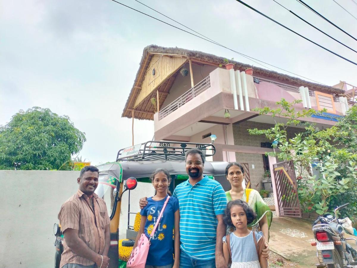 Prajwal Home Stay Hampi Luaran gambar