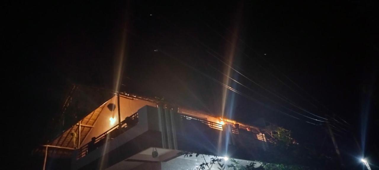 Prajwal Home Stay Hampi Luaran gambar